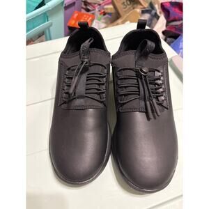 Clove Black Nursing Shoes Sz 8 EUC